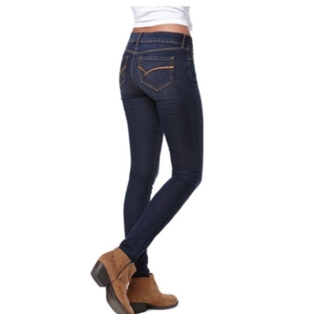 Bullhead Dark Wash Skinniest Skinny Jean Sz 1